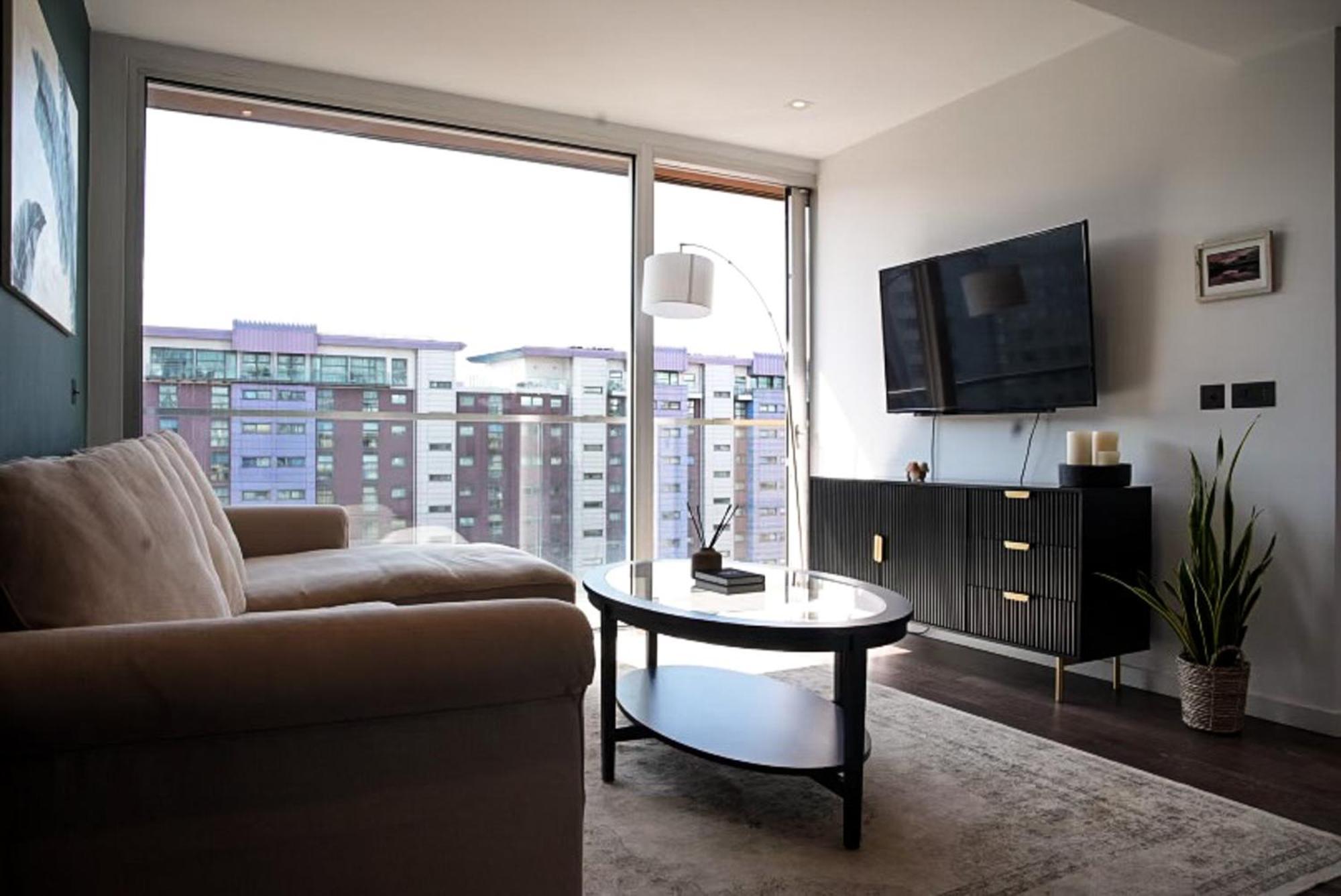 伦敦Chic Luxury Living In Battersea Power Station公寓 外观 照片